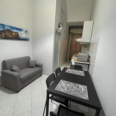 Ac Domus アパート *